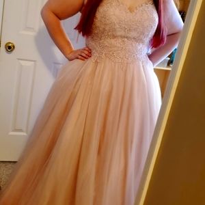 Prom gown